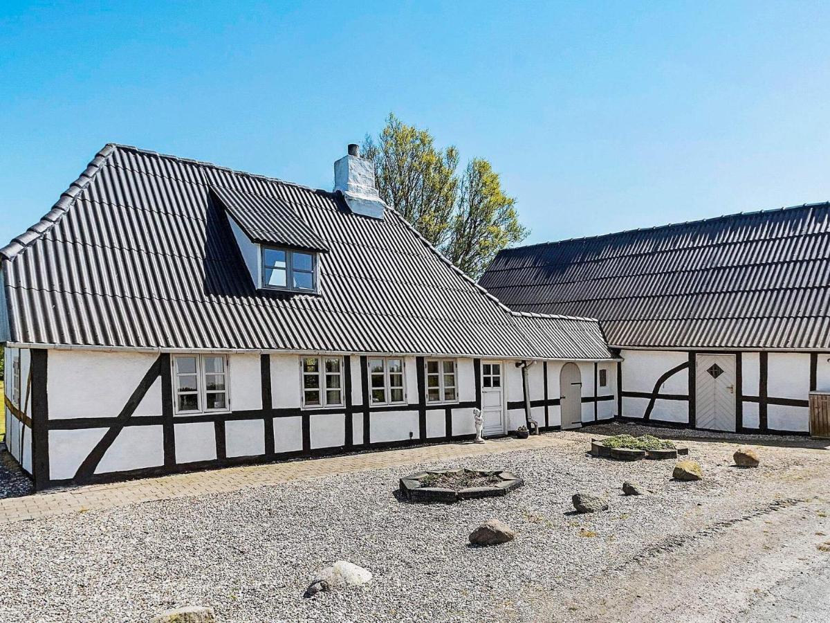 4 Person Holiday Home In Tranek R Tranekaer Екстер'єр фото